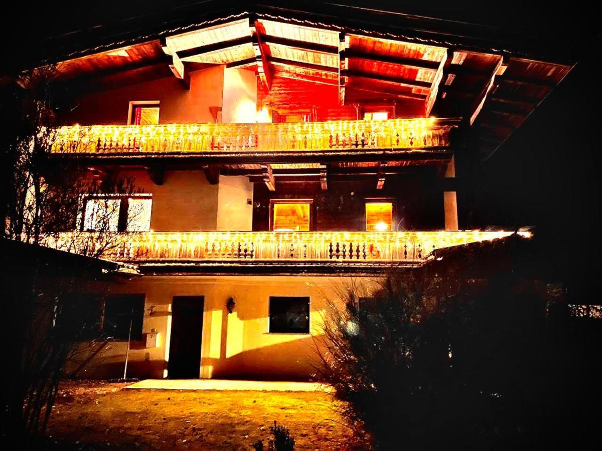 Ferienwohnung Platzhirsch Panorama View Balkon, Gartensauna, Garten, Grillplatz Stumm Bagian luar foto
